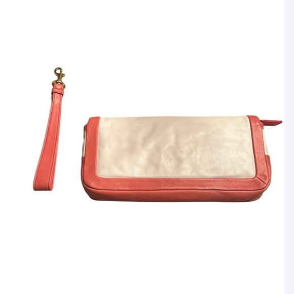 Coach Bag NWT 100% Leather wristlet Cricket Pink White Colorblock Hangtag Coach - Picture 7 of 13